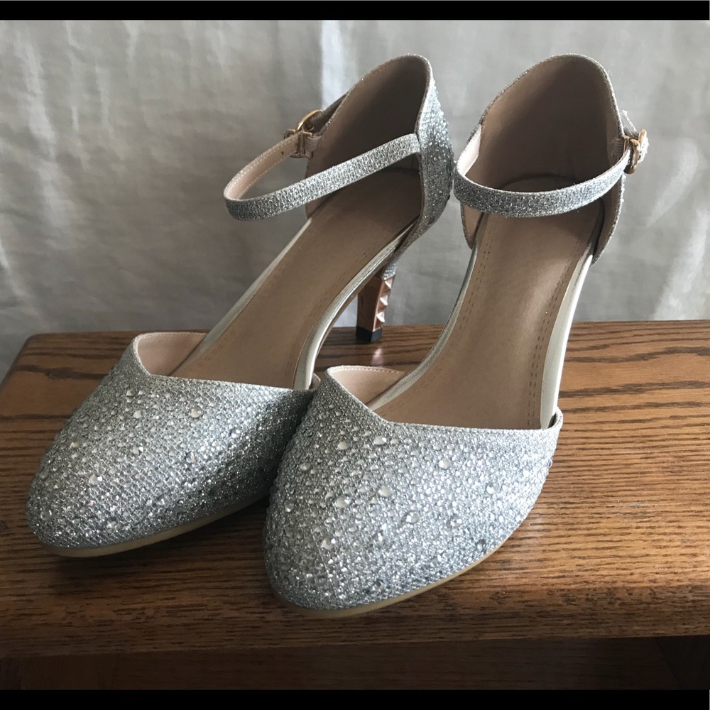 Beautiful silver sequenced heels